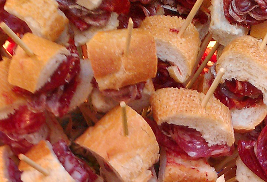 Recipe: Bellota pata negra salchichón and chorizo ​​snacks
