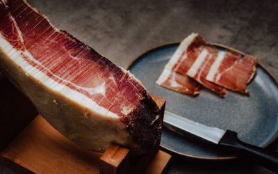 Pros and cons of sliced or whole ham
